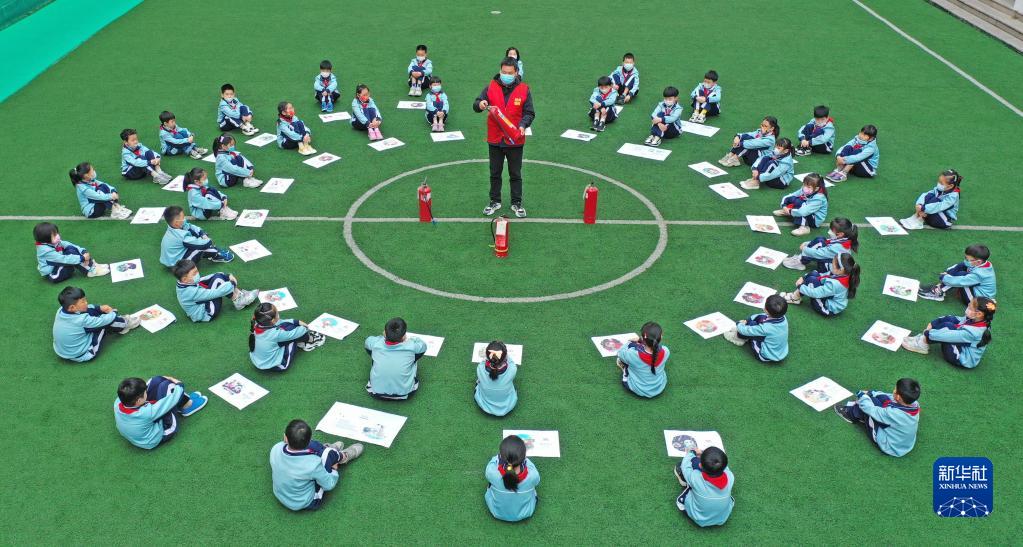 各地開展“全民國家安全教育日”主題活動(dòng)