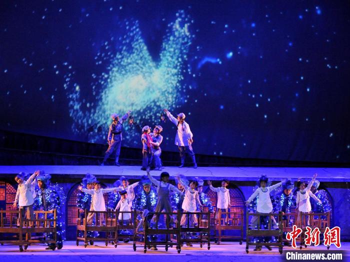 【在這里讀懂初心使命—網(wǎng)絡(luò)媒體革命老區(qū)行】紅色歷史歌舞劇《延安保育院》已演出3800余場