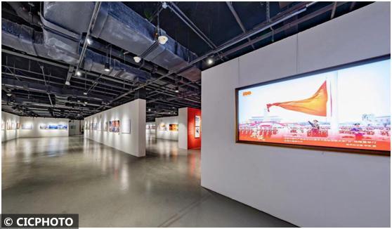 光影追隨：奮進(jìn)新時(shí)代，唱響時(shí)代主旋律